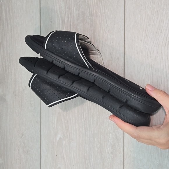 Nike Women's Comfort Footbed Black Slide Sandals Shoes Sz 7 - Picture 7 of 11